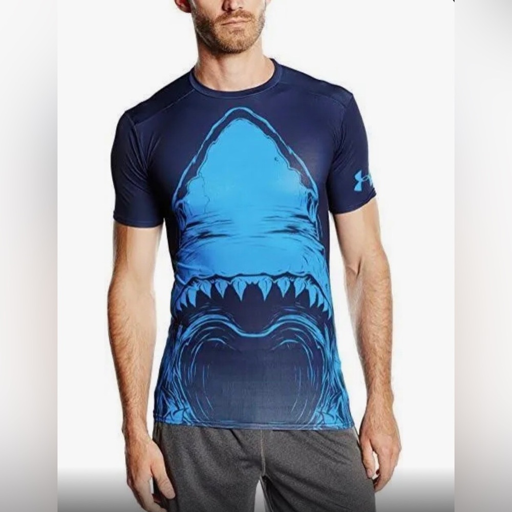 Under Armor Shark Graphic Print Compression Heatgear Rash Guard Shirt Mens Sz M